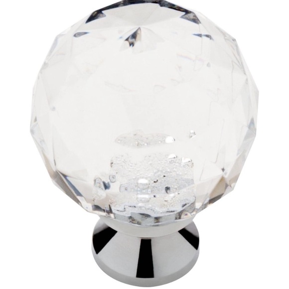 NWT Cabinet or Drawer Pulls Chrome & Clear Faceted Acrylic Knob Set of 4 Crystal - Picture 6 of 7